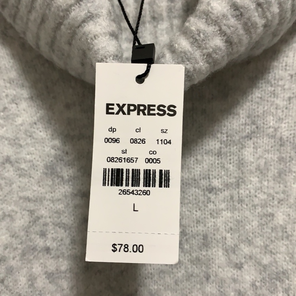 BNWT Express Cozy Knit Ribbed Turtleneck Sweater L Silver Heather Gray - Picture 11 of 12